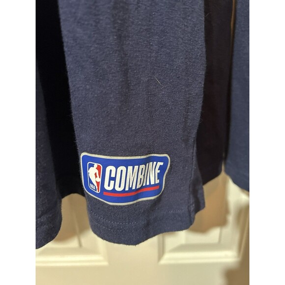 Under Armour Dallas Mavericks Logo T Shirt Mens 3XL Official NBA Basketball Navy - Picture 3 of 9